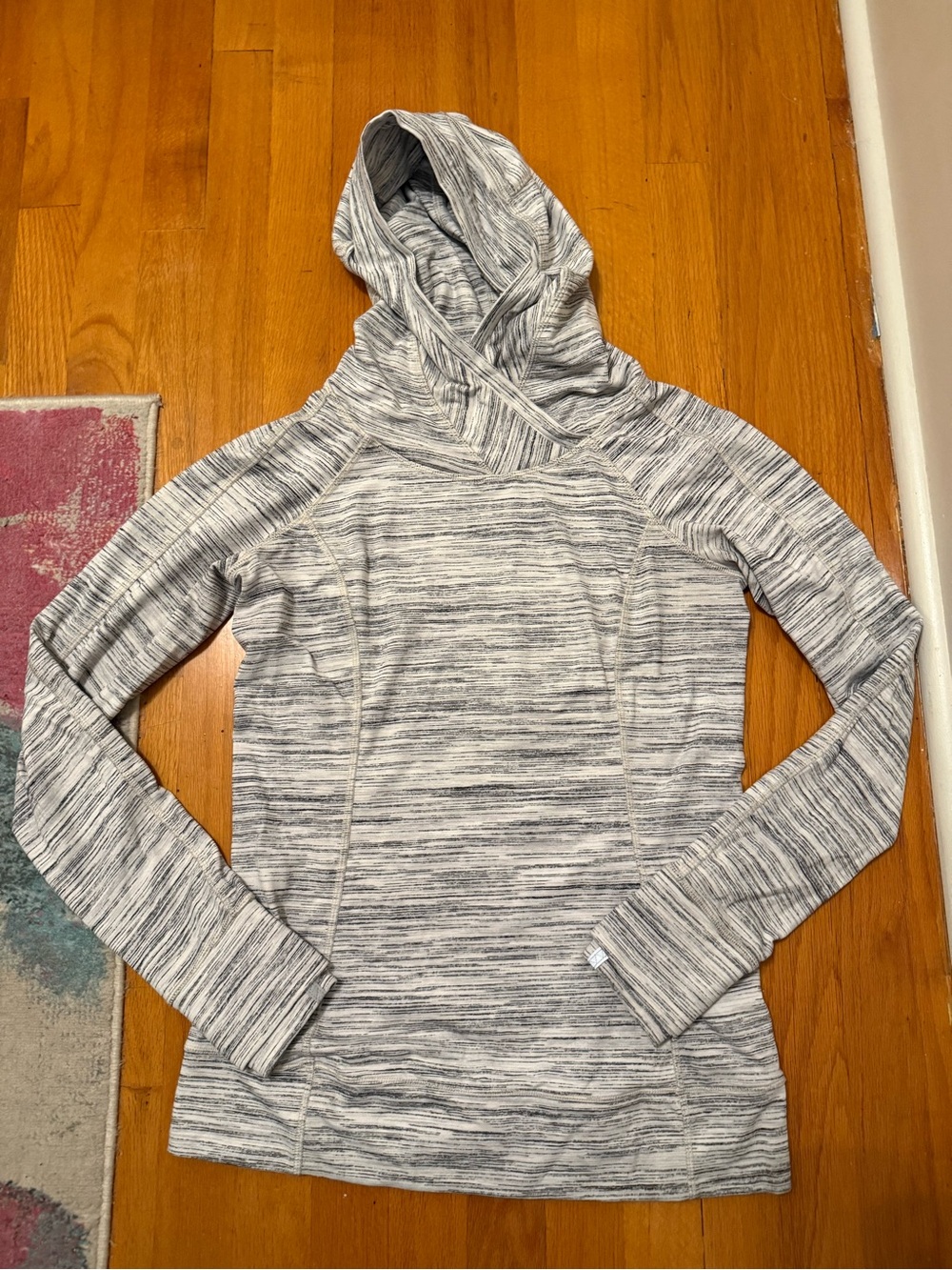 lululemon athletica Marled Gray Hooded Long Sleeve Pullover